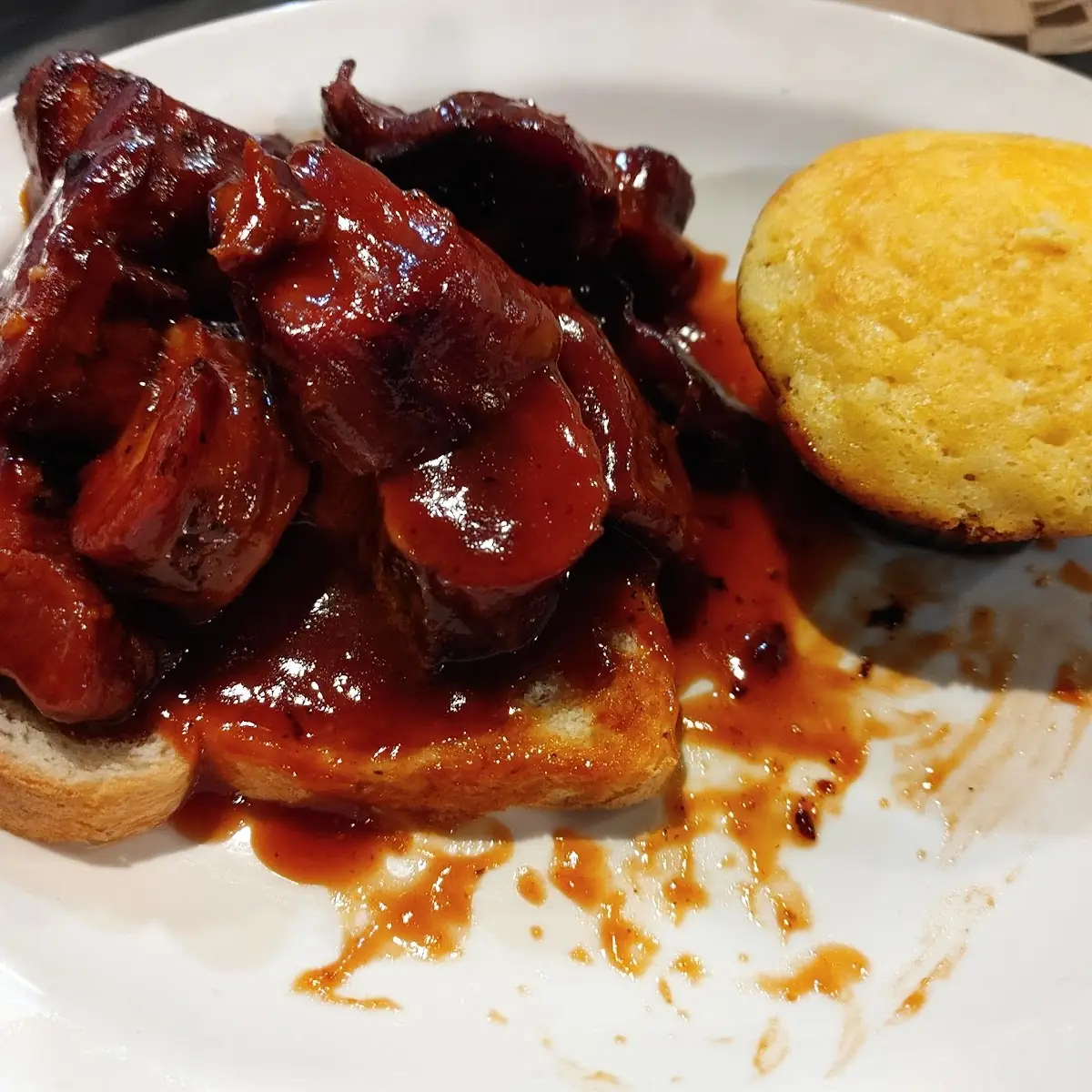 Rib Tips and Cornbread