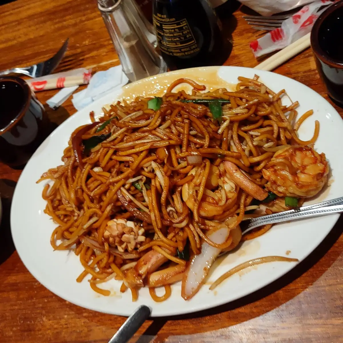Seafood Lo Mein