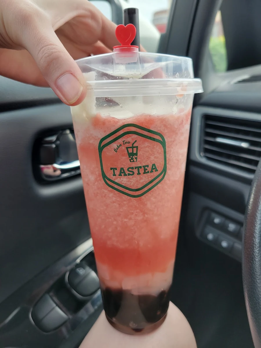 Watermelon Green Tea with Tapioca Pearls