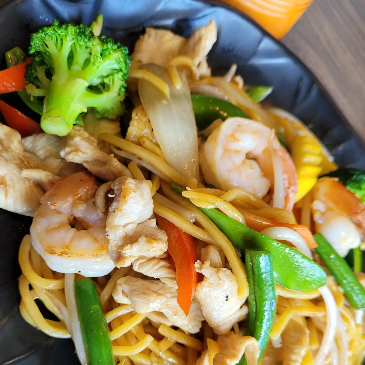 Pad Lo Mein
