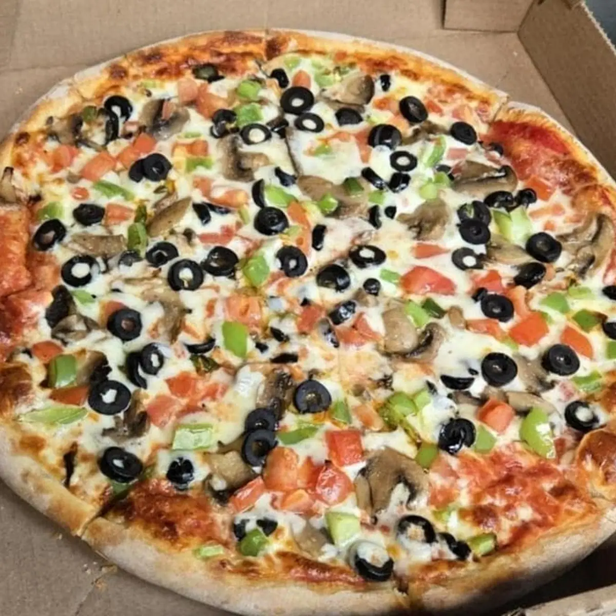 Veggie Pizza with Jalapeños