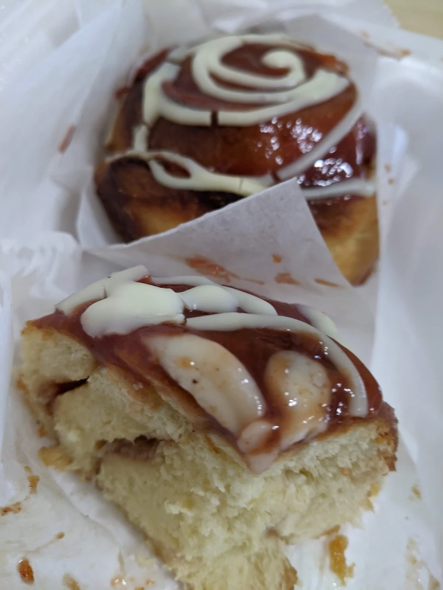 Guava Cinnamon Rolls