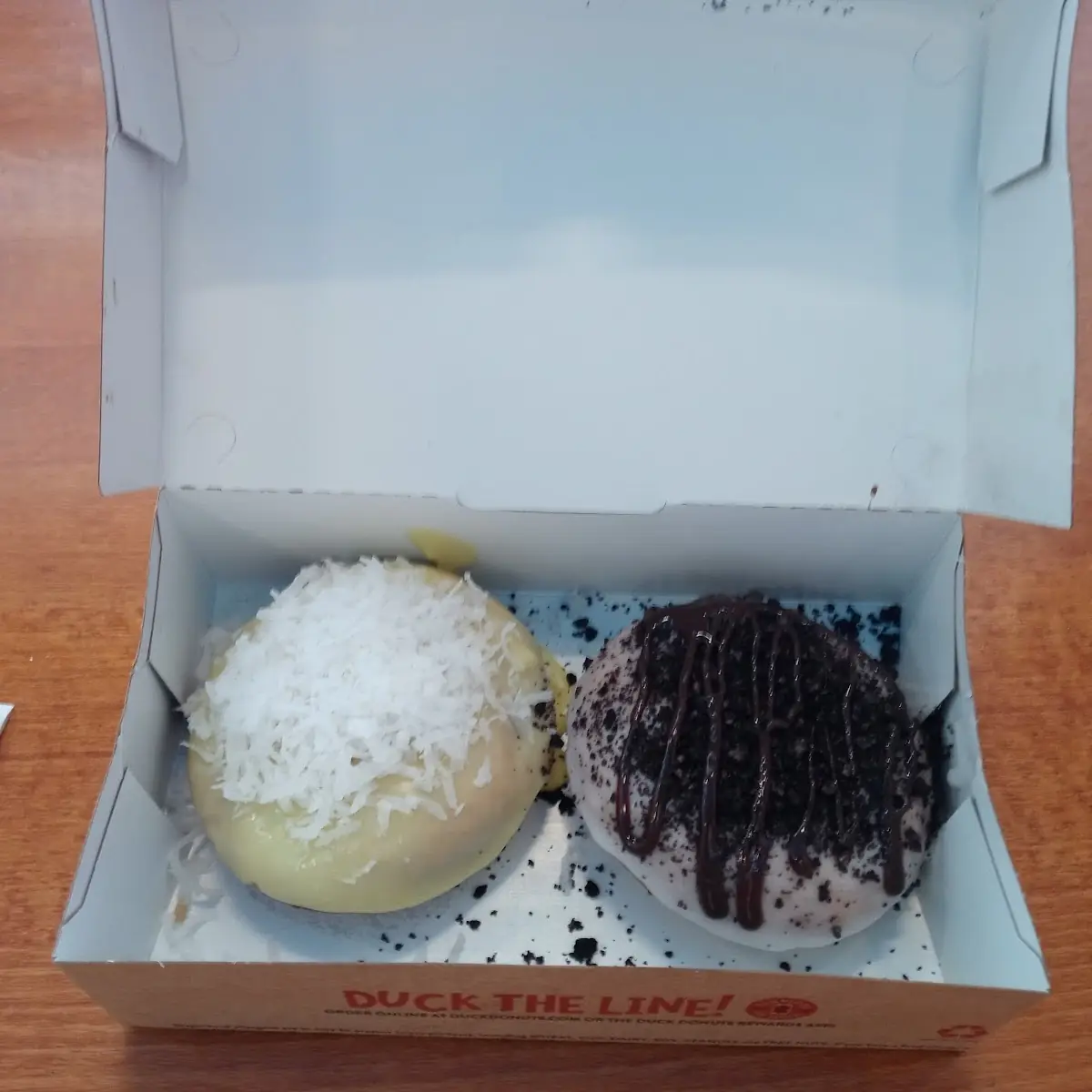 Pina Colada & Cookies Cream Donuts