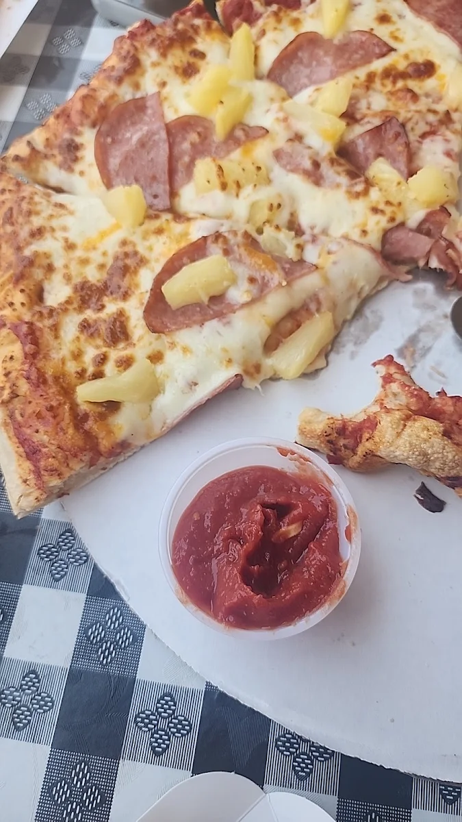 Hawaiian Pizza