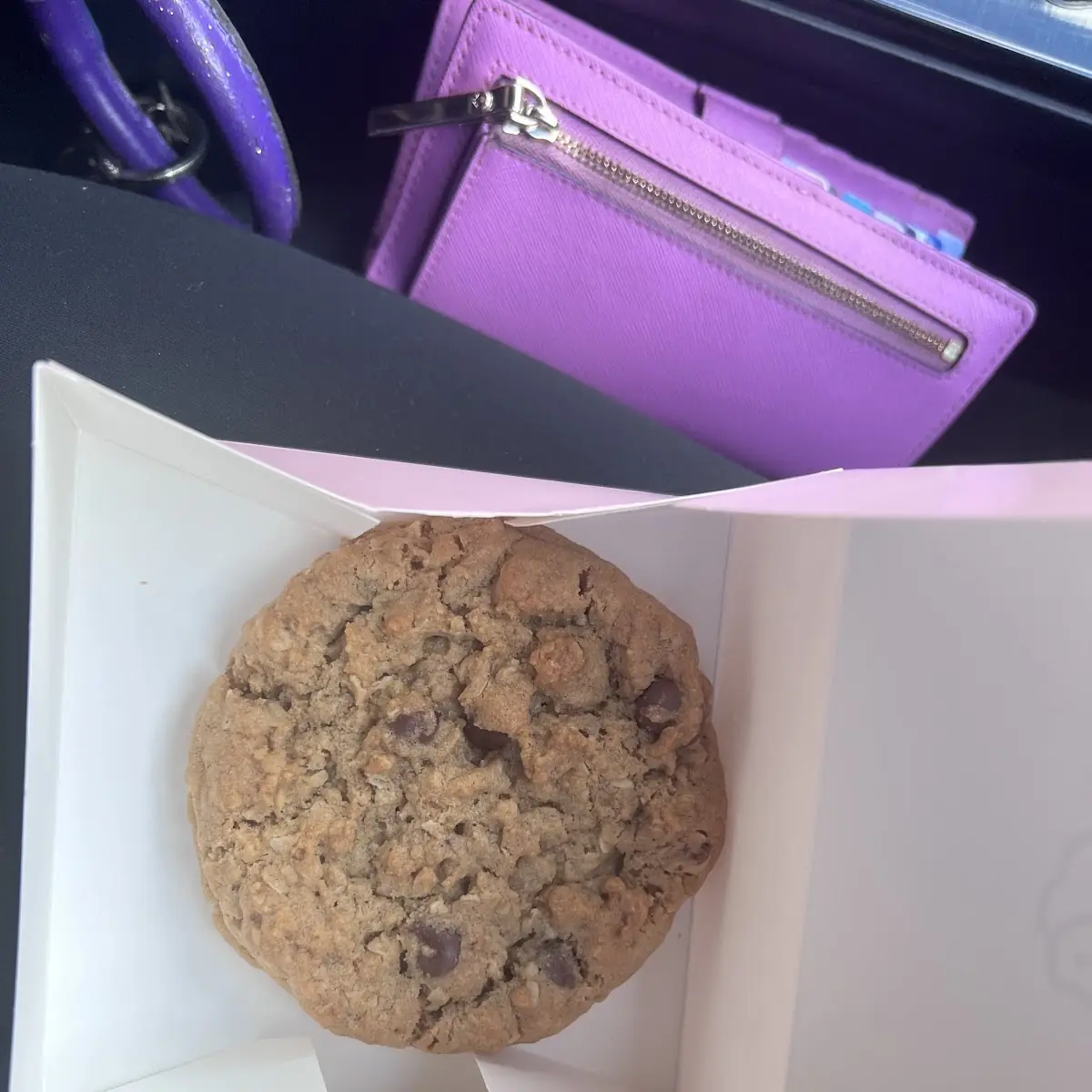 Chocolate Chip Cookie