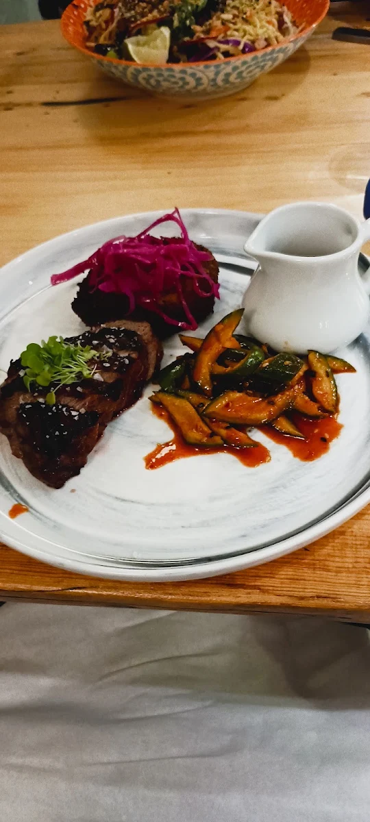 Katsu Curry Steak, KAIN TAYO