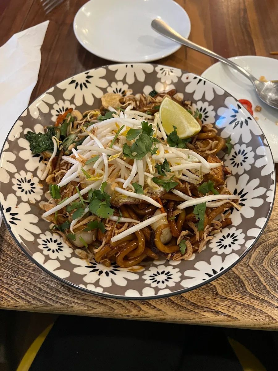 Mie Goreng, KAIN TAYO