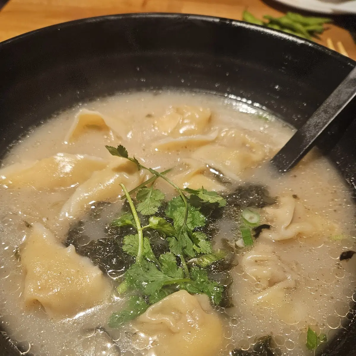Pork with Shrimp Wonton Soup 12 pcs