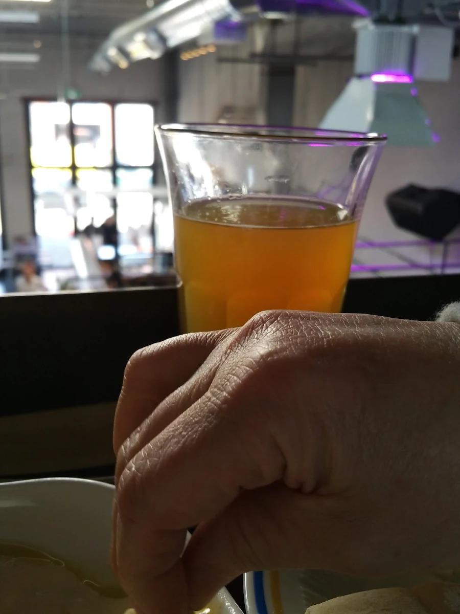 Beer, Parallel Brothers