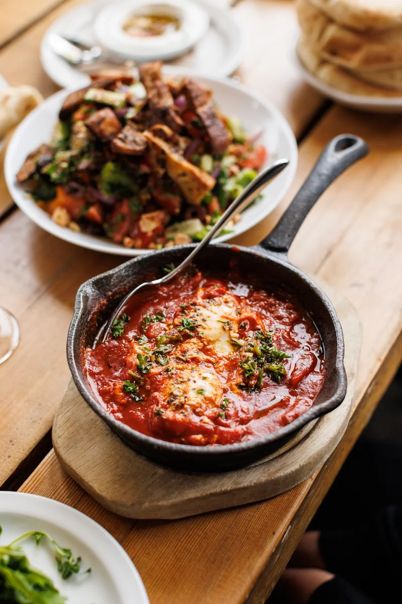 Shakshuka, Parallel Brothers