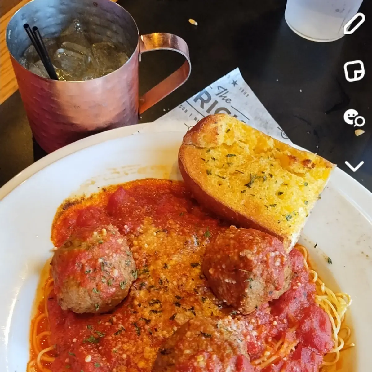 Kids - Spaghetti & Meatball