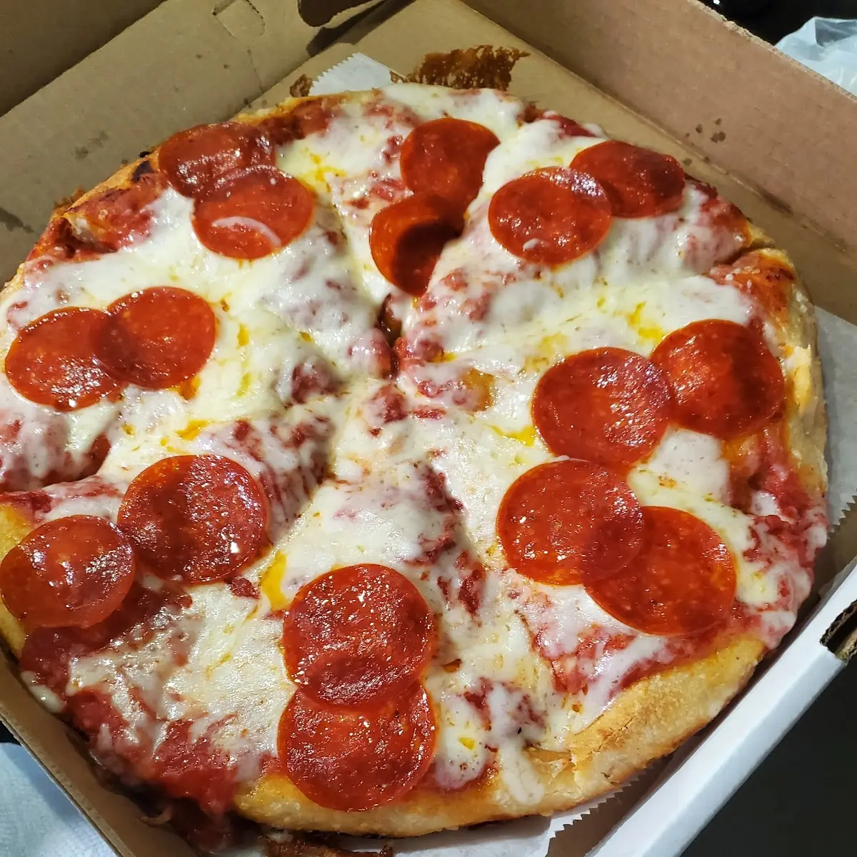 Thin Crust Pepperoni Pizza