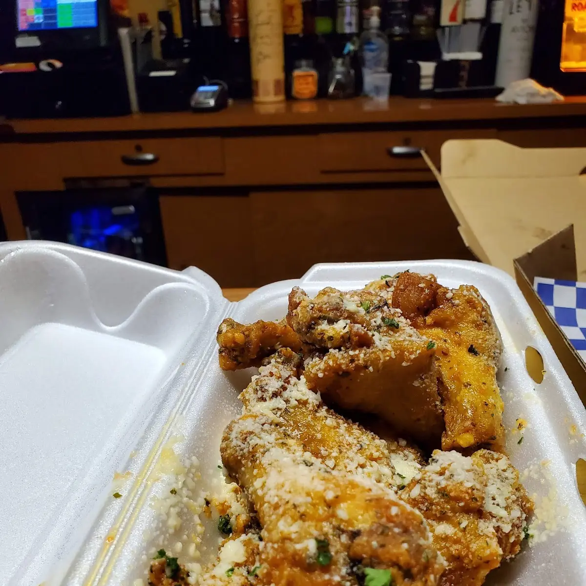 Hot Garlic Parmesan Wings