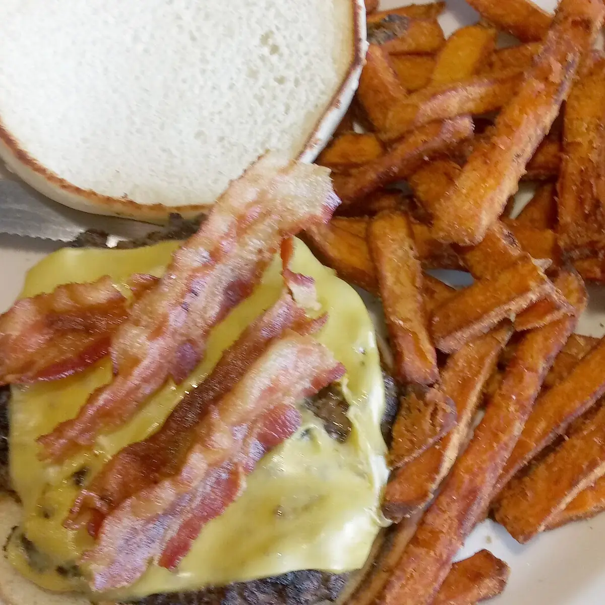 Bacon Cheeseburger