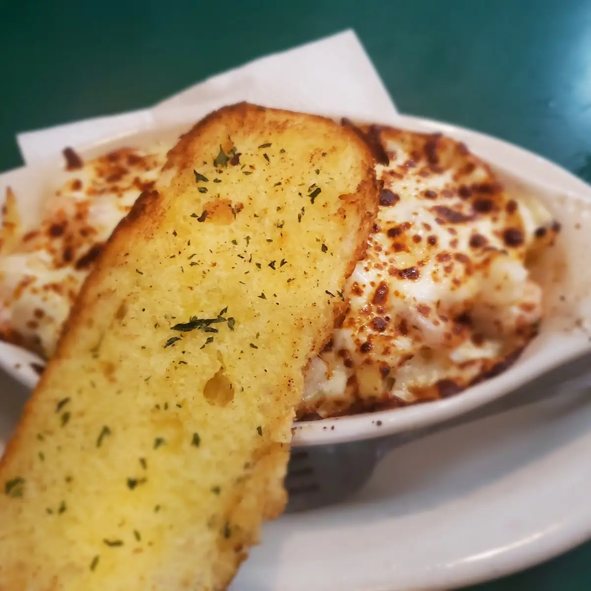 Baked Ziti and Garlic Bread