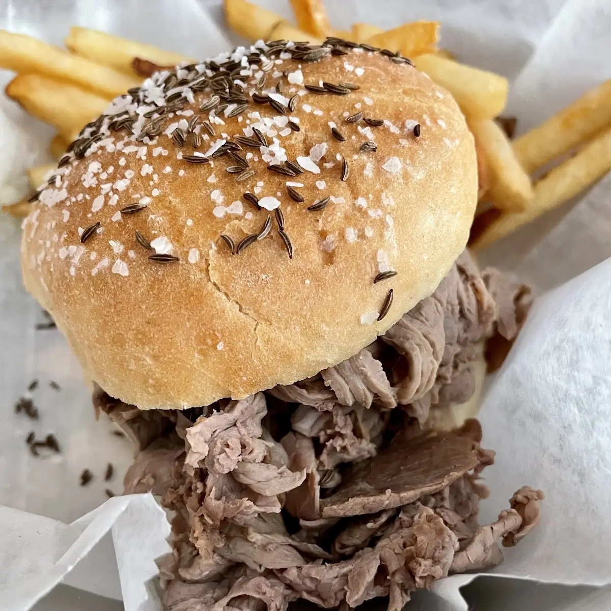 Roast Beef on Weck