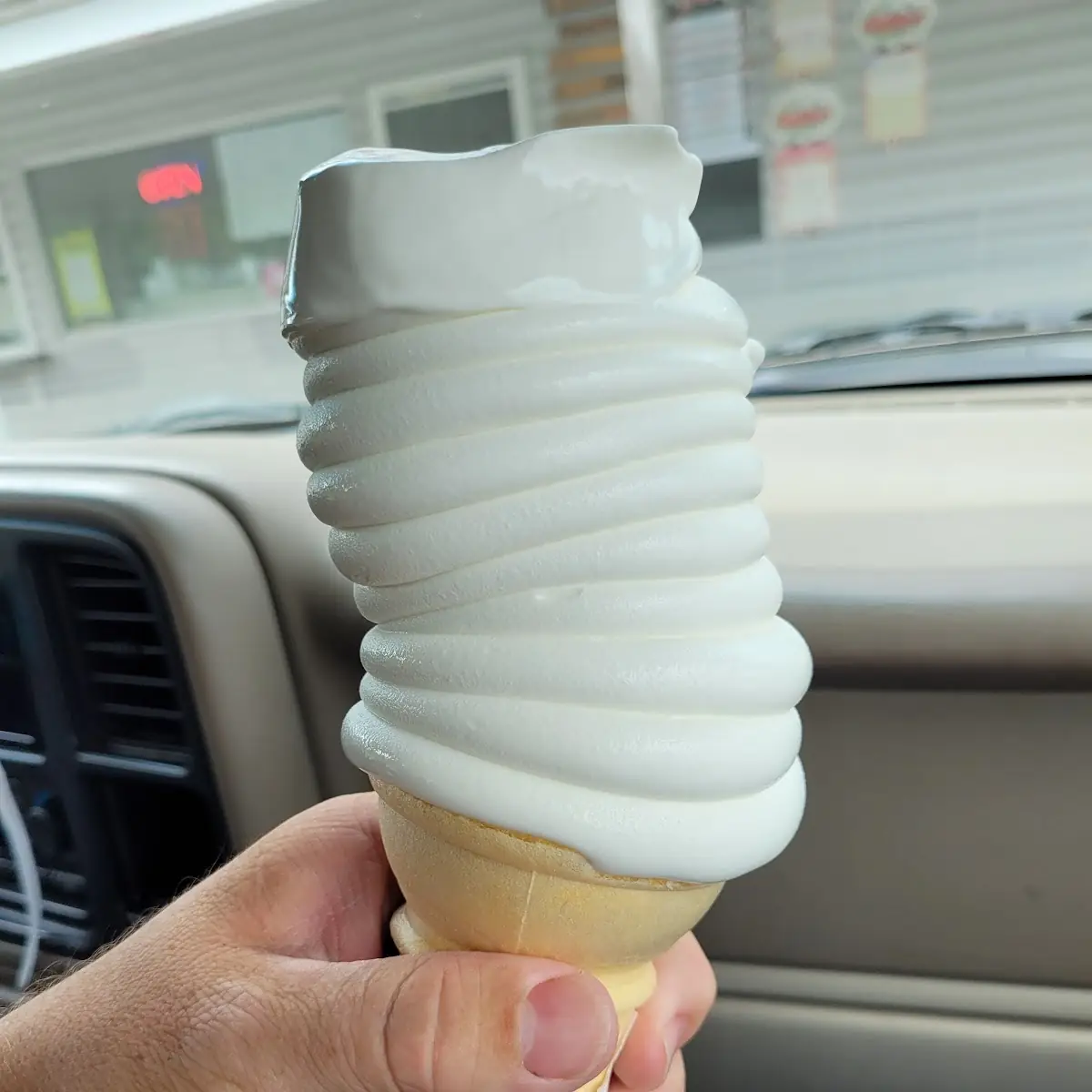 Medium Vanilla Cone
