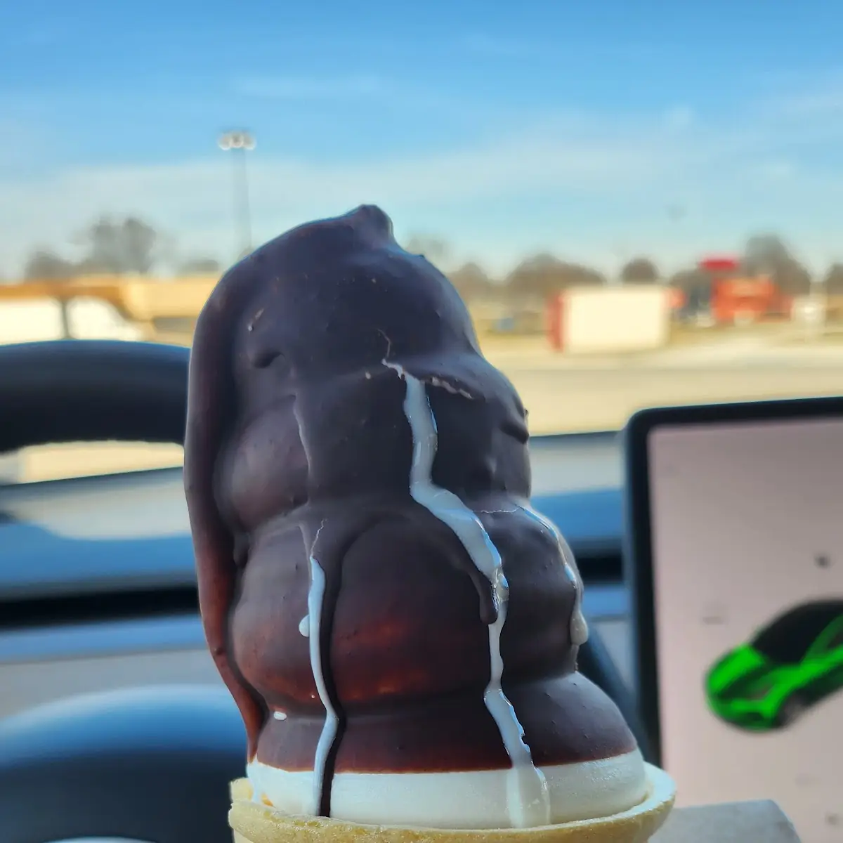 Medium Vanilla Dipped Cone