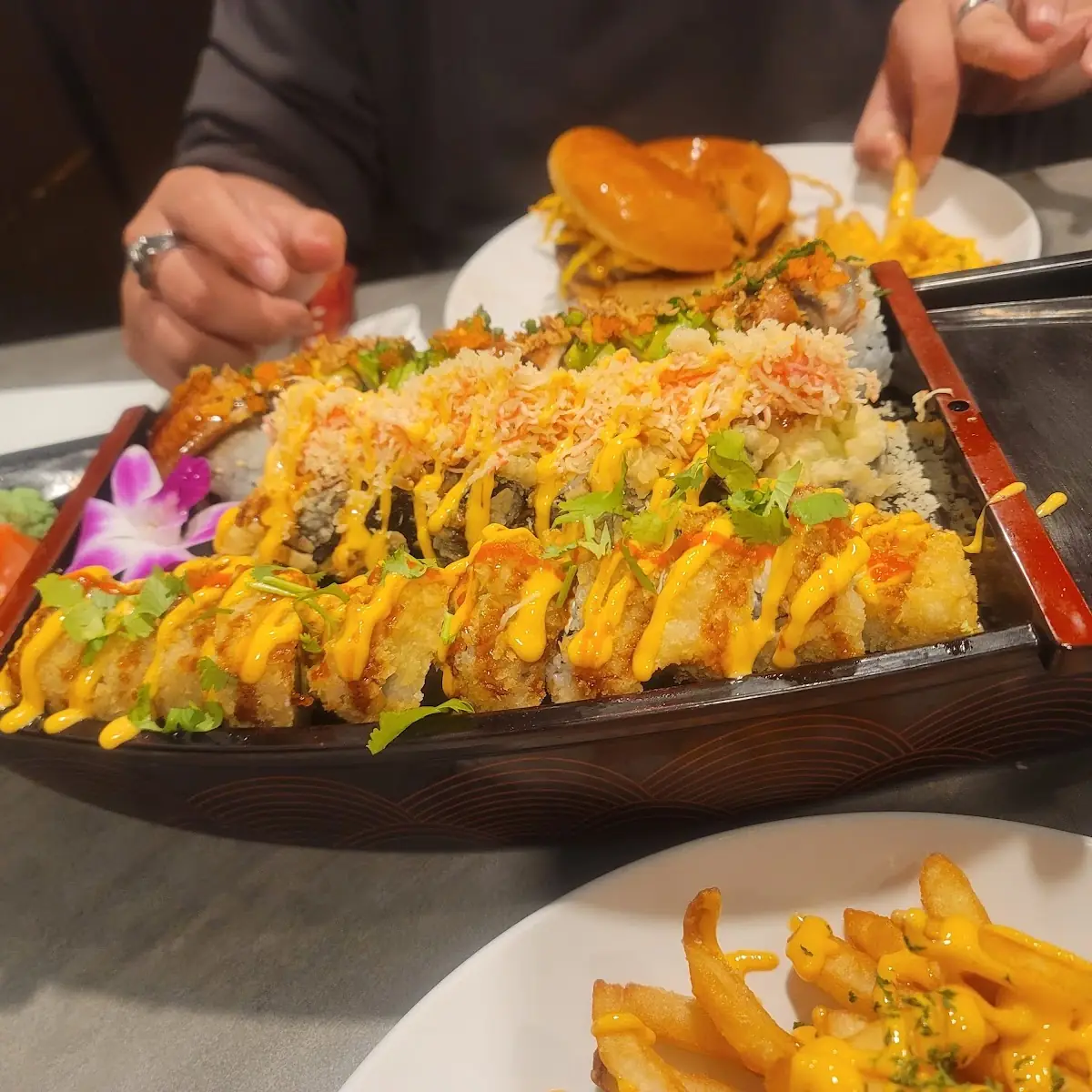 3 Sushi Boat