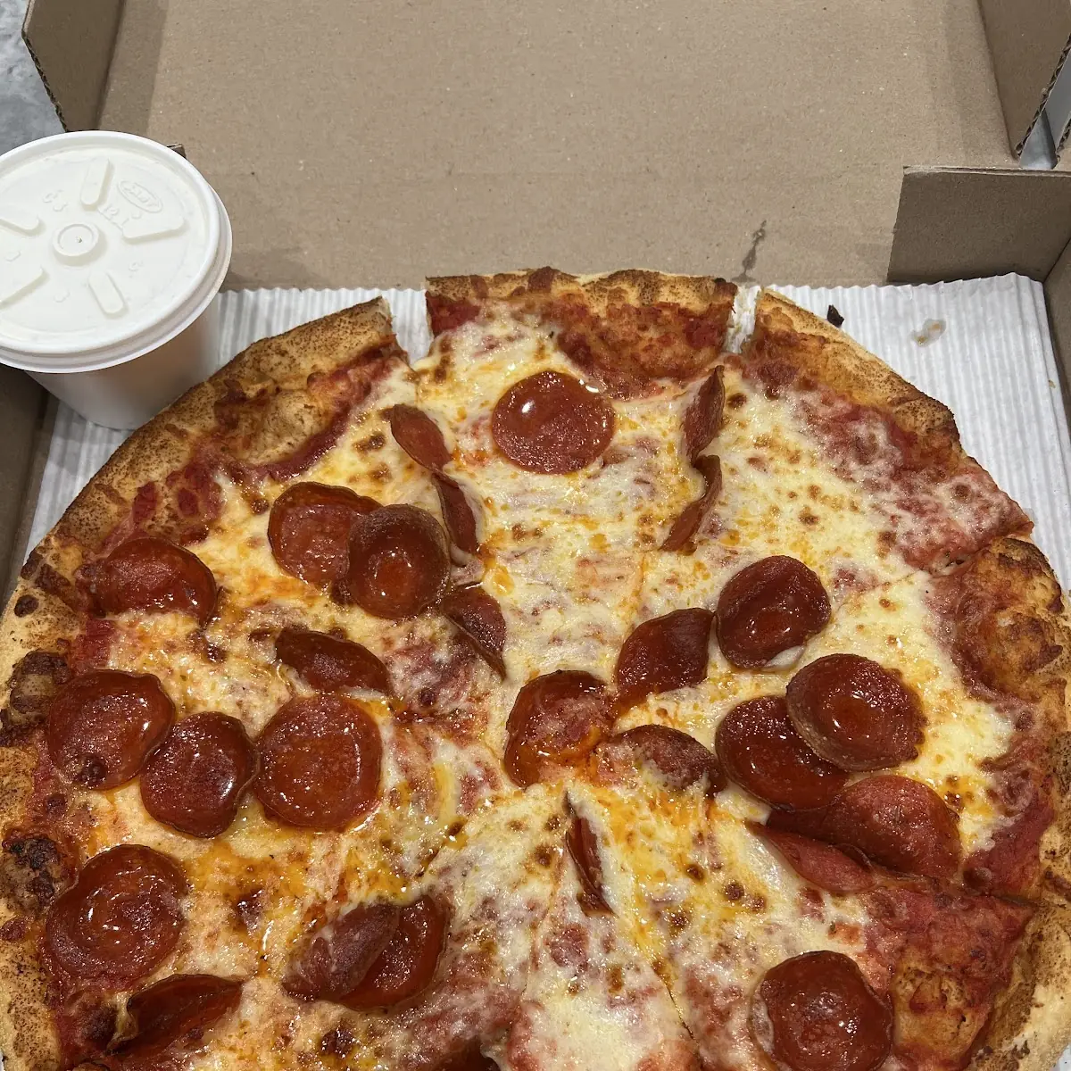 Pepperoni Pizza 14 Inch