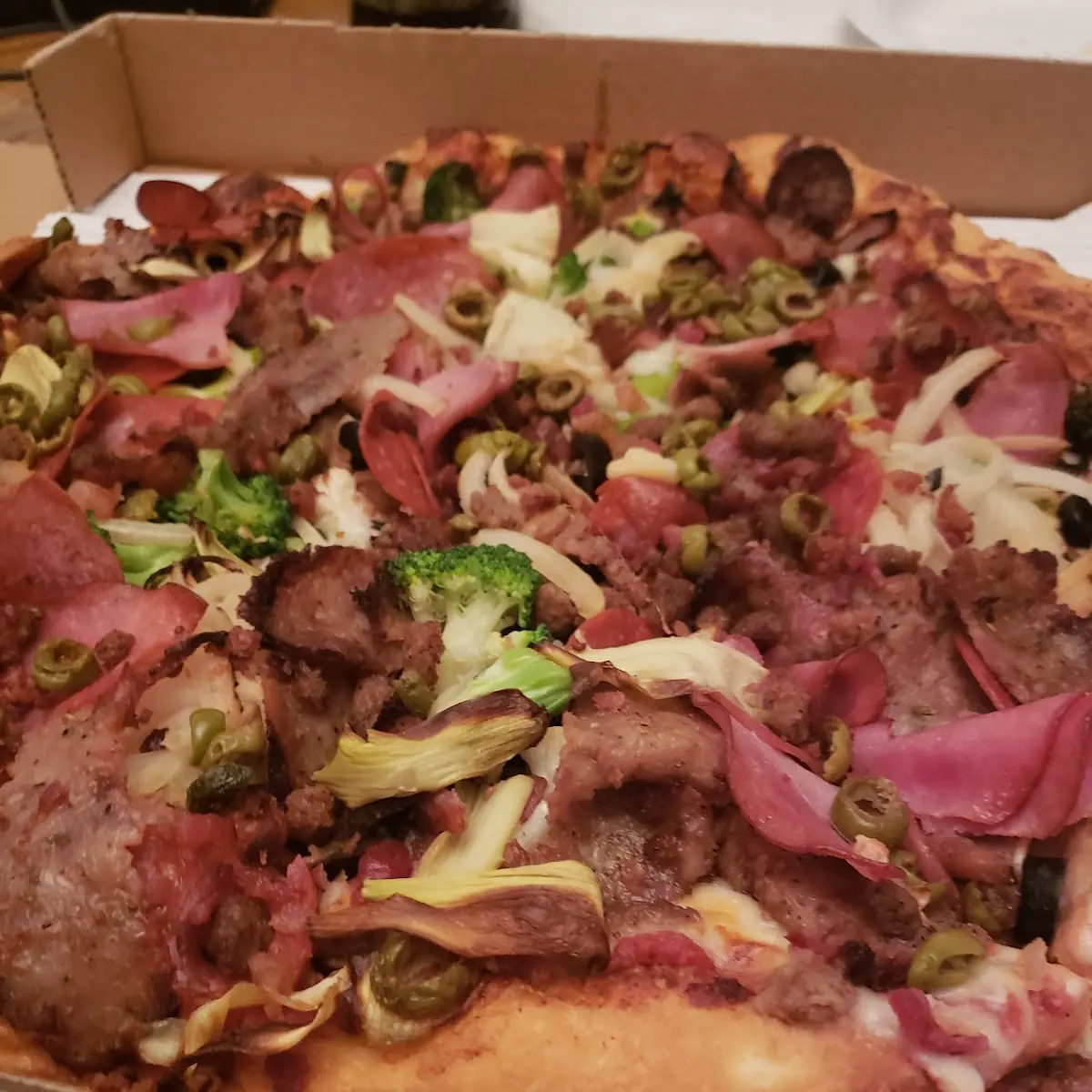 Vegetarian Plus Meat Lovers Pizza