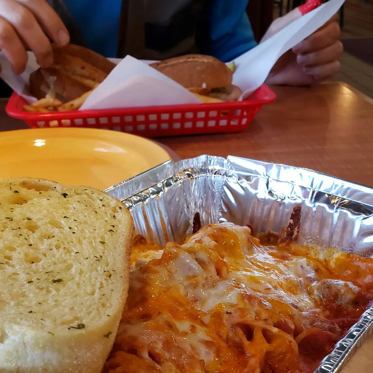 Baked Spaghetti with Meat Sauce