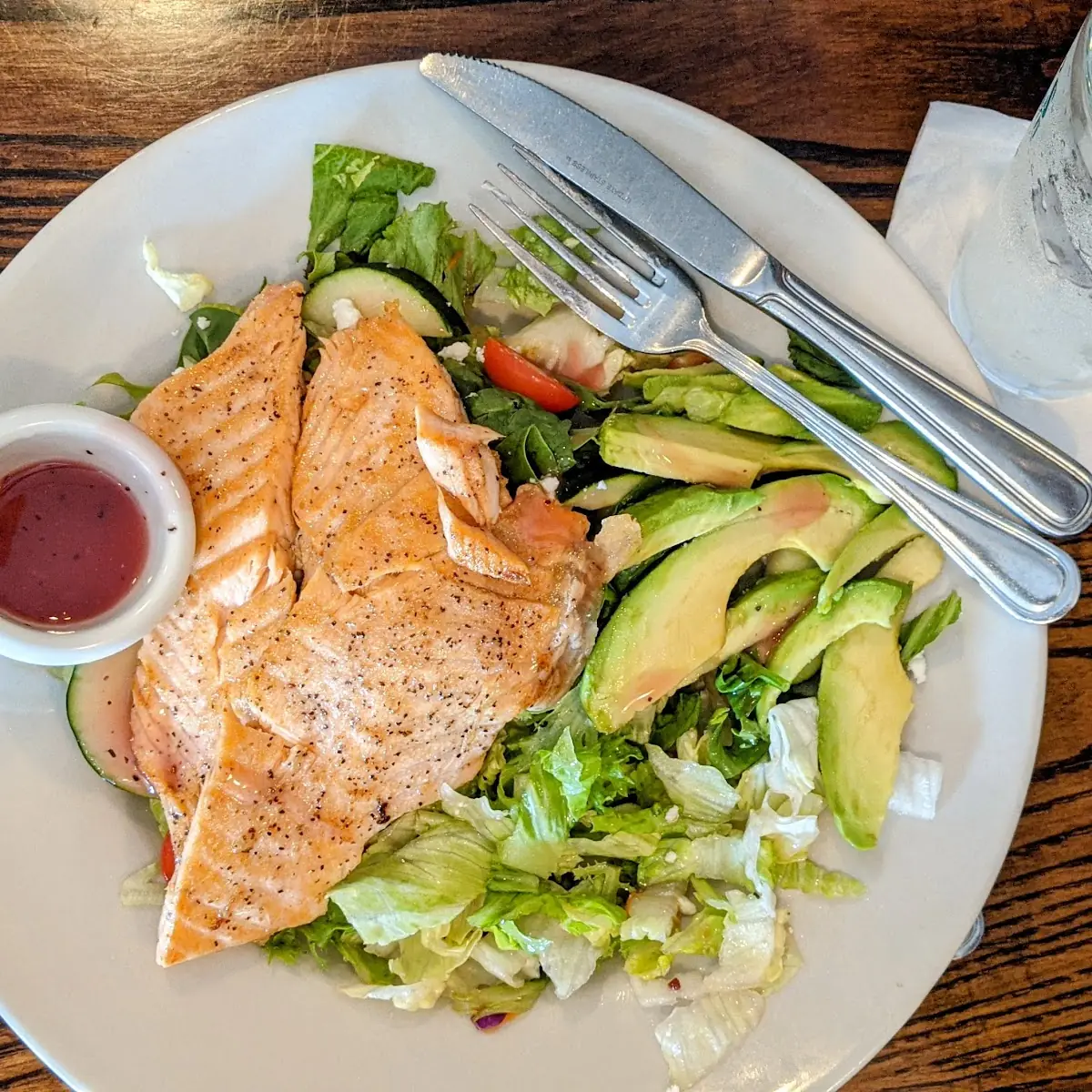 Grilled Salmon Salad