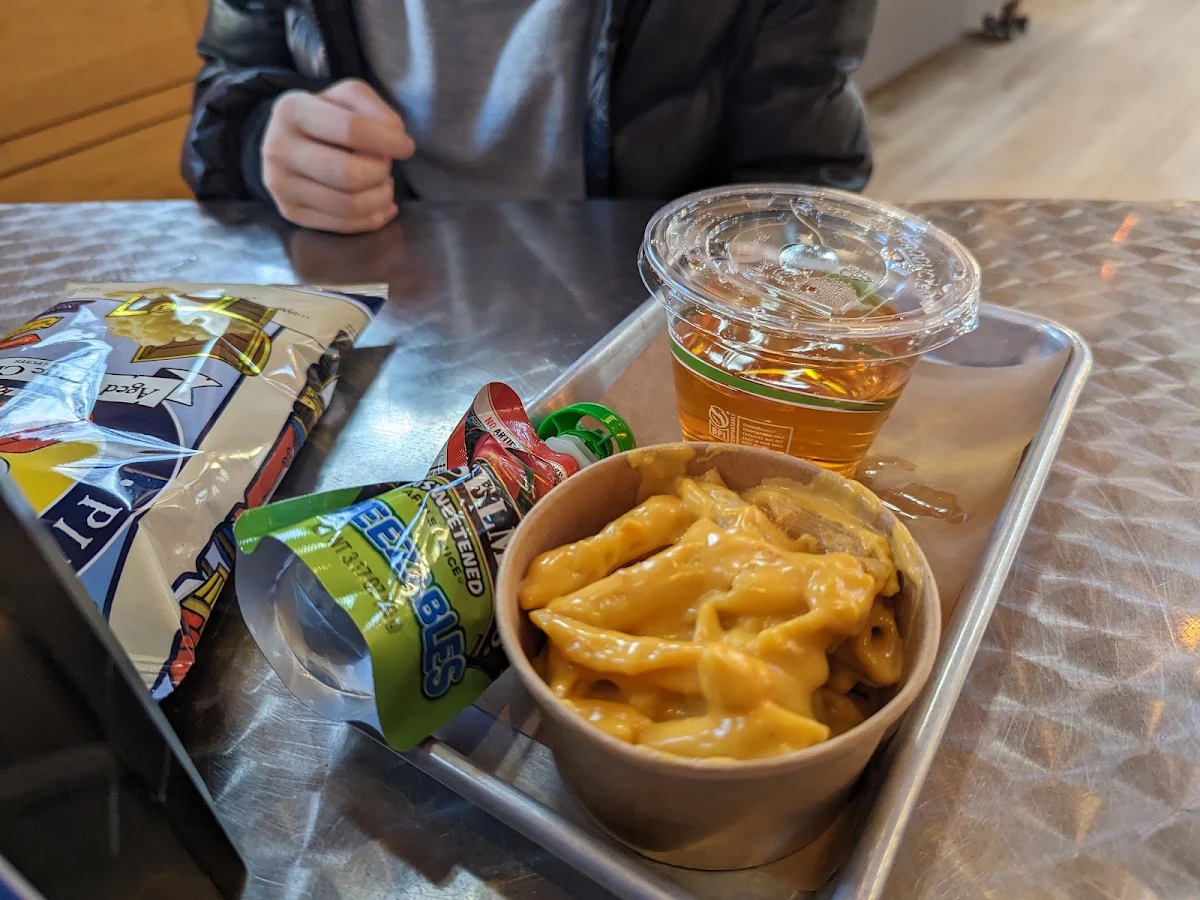 Kids Mac and Cheese Meal