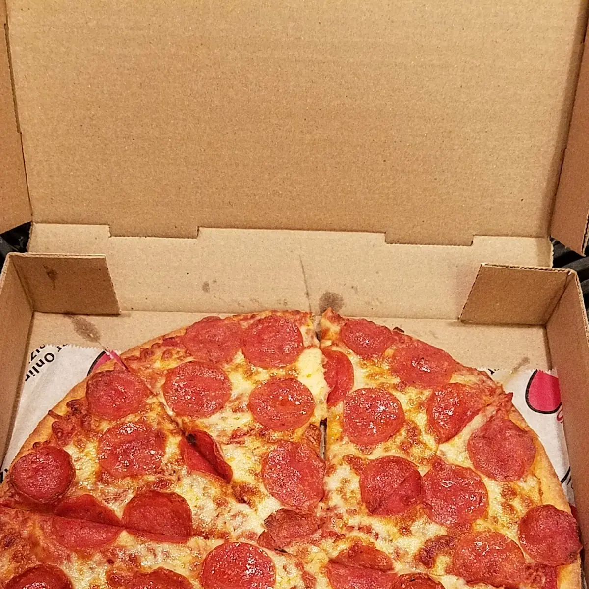 Medium Pepperoni Pizza
