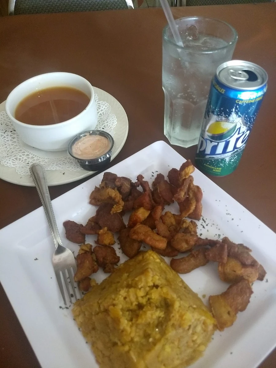 Carne Frita Y Mofongo