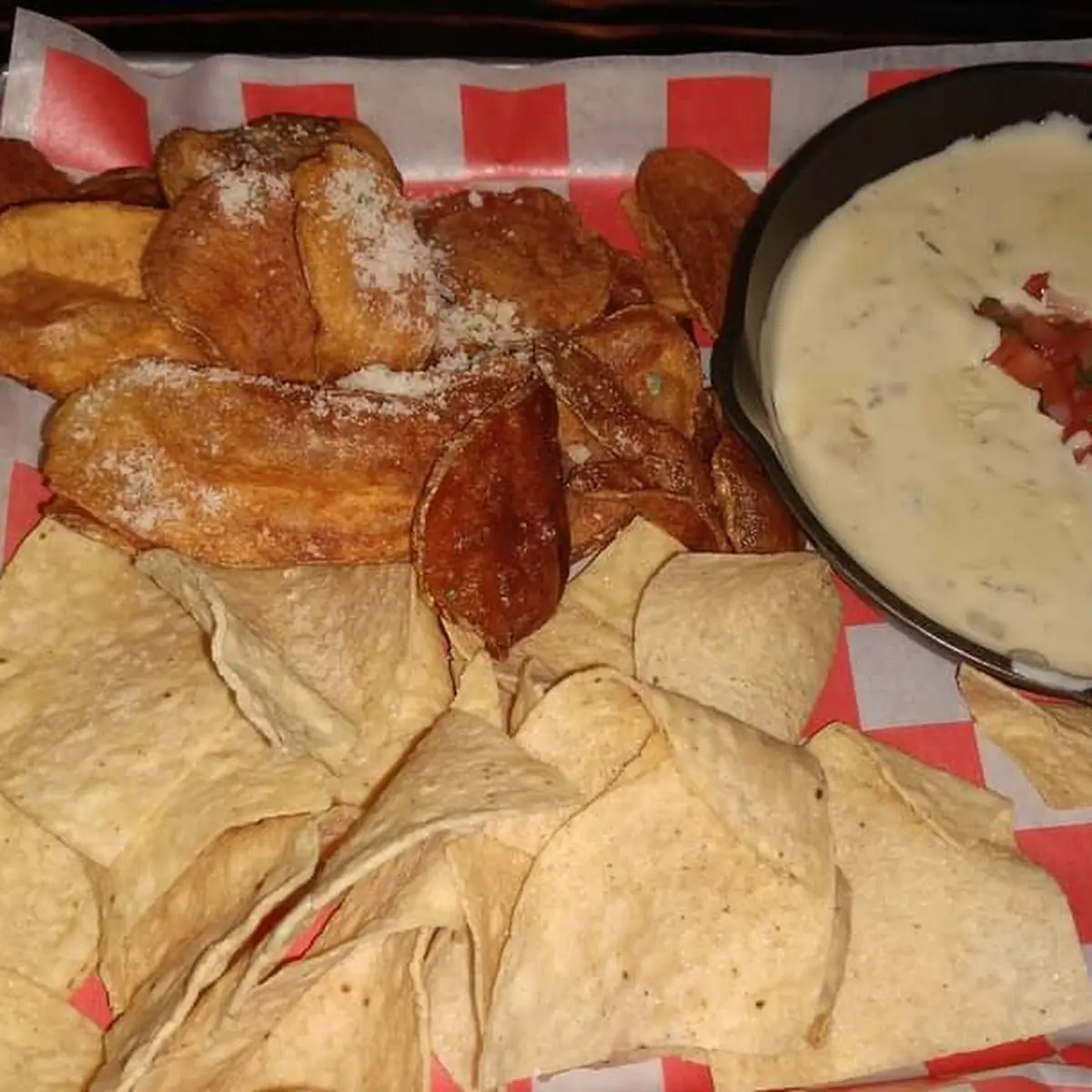 Chips & Queso