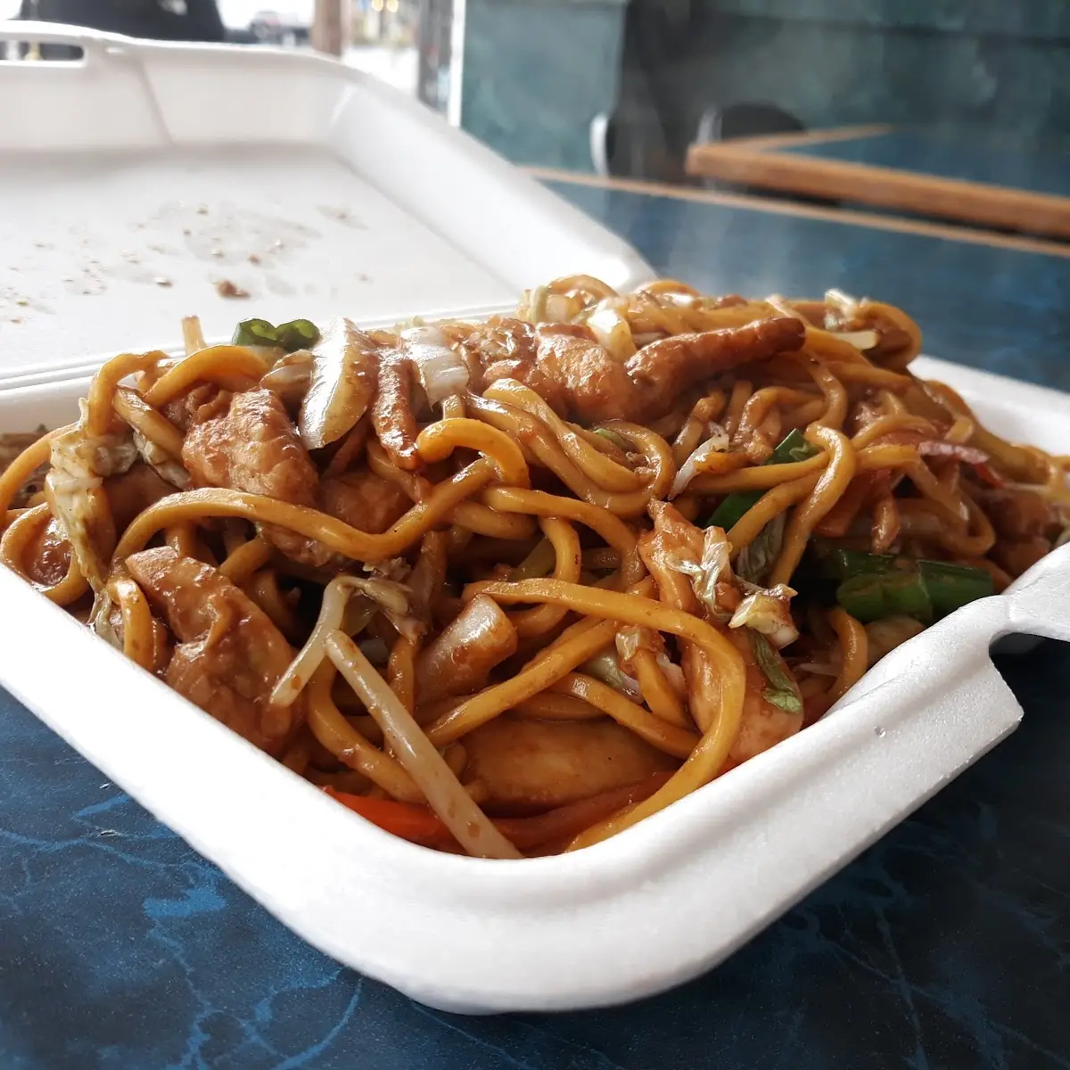 House Special Lo Mein