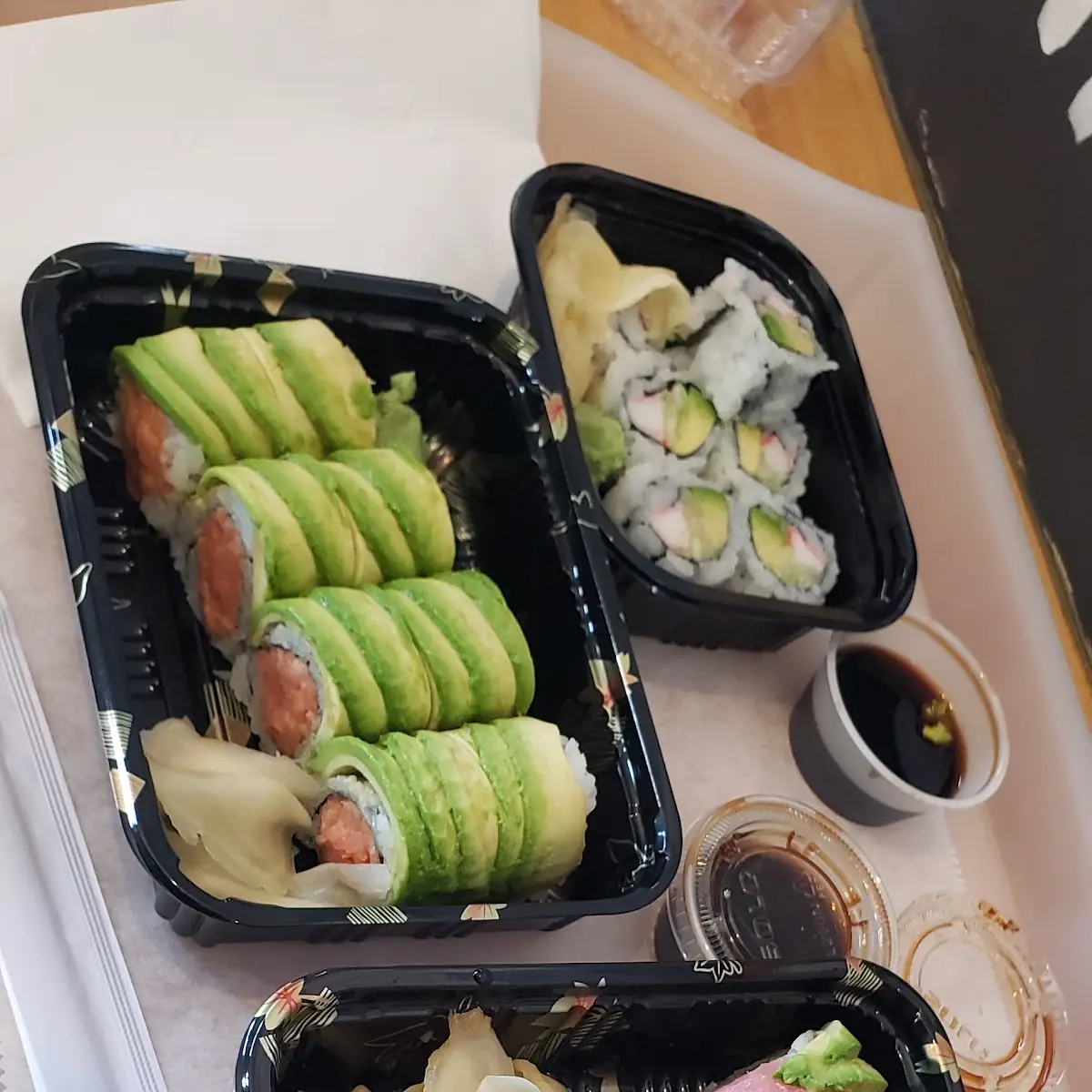 Rainbow Roll California Roll Tuna Roll