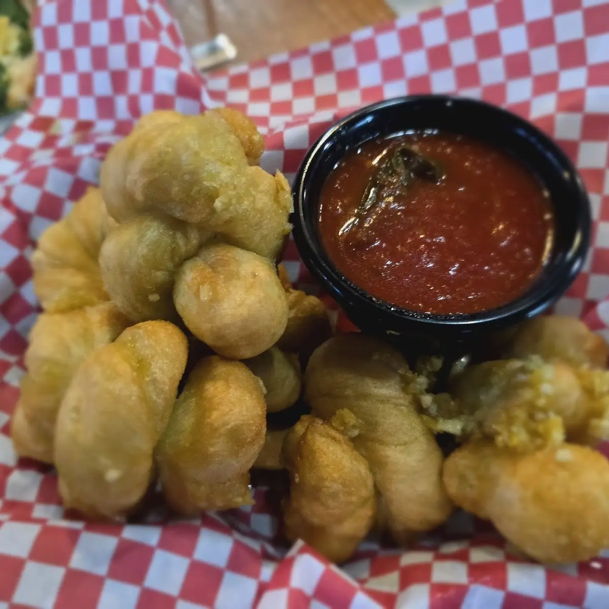 Garlic Knots & Marinara Sauce