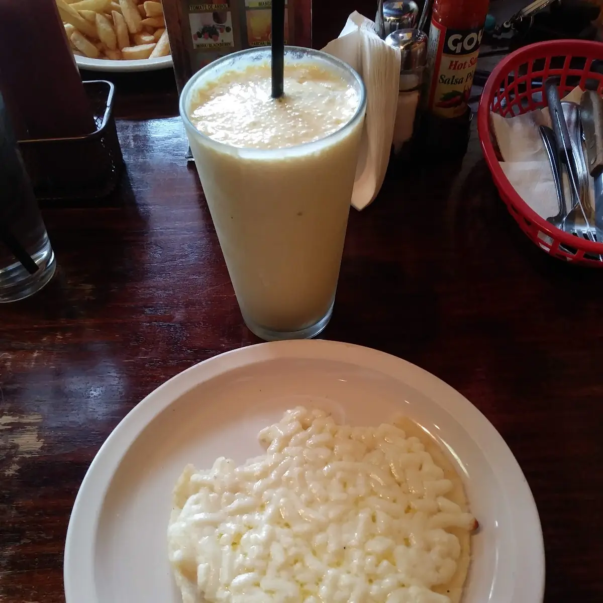 Arepa Blanca Con Queso White Corn Cake with Cheese