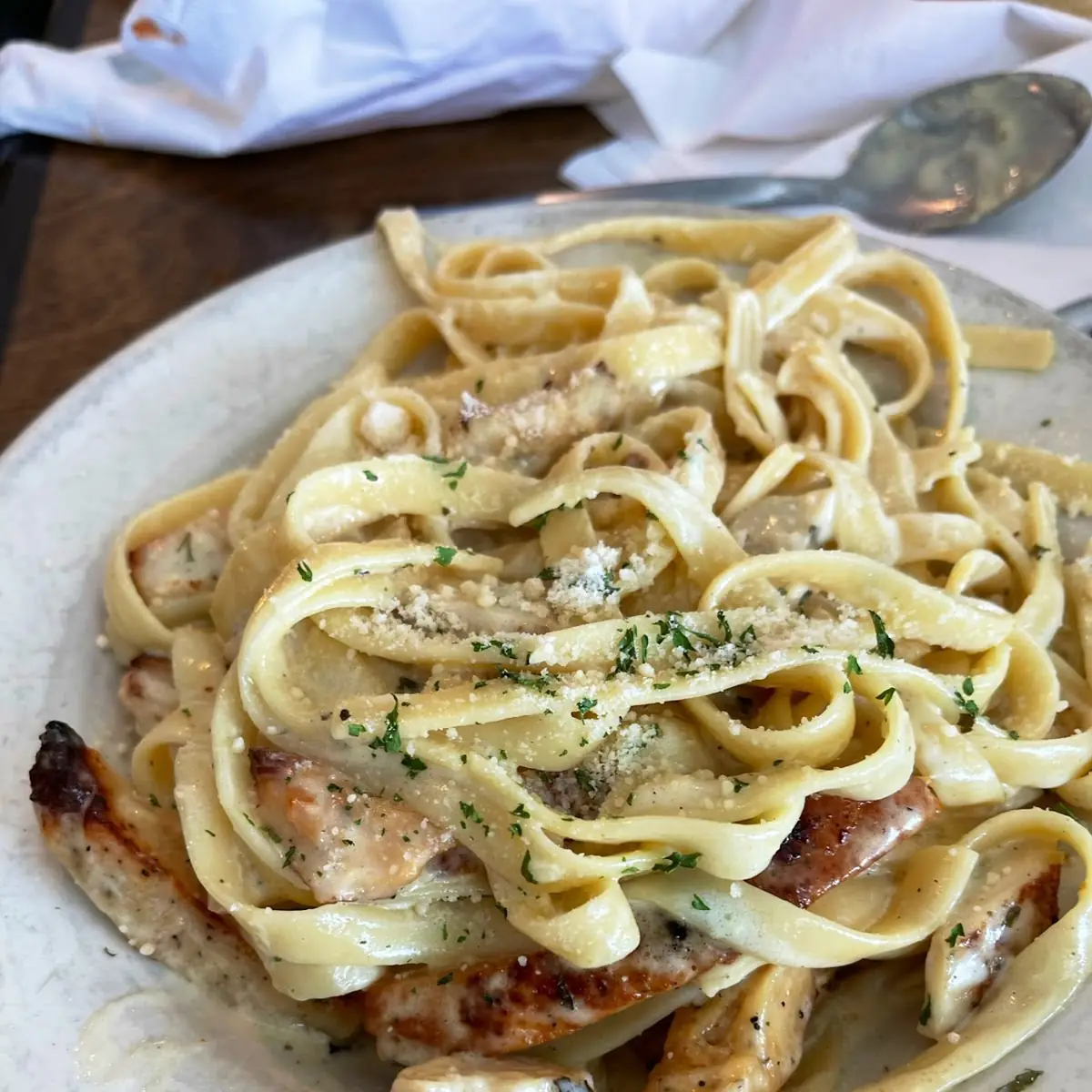 Classic Chicken Alfredo Pasta
