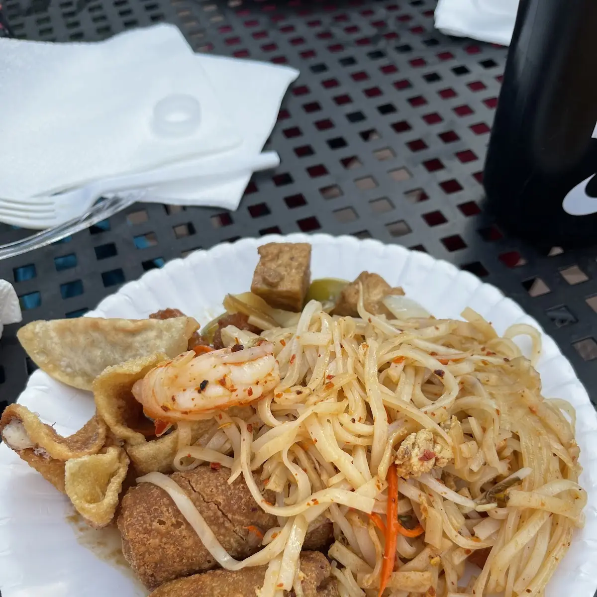 Pad Thai and Dumplings