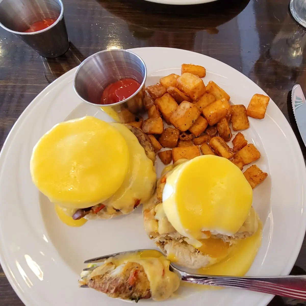 Crab Cake Benedict
