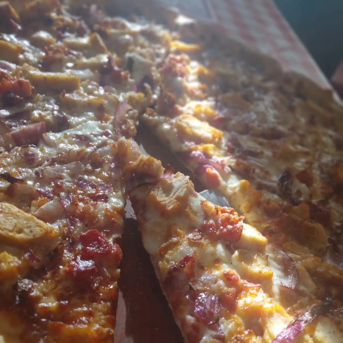 BBQ Chicken Pizza Thin Crust