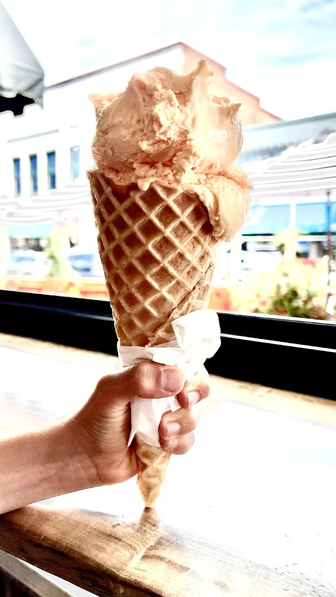 2scoop Waffle Cone