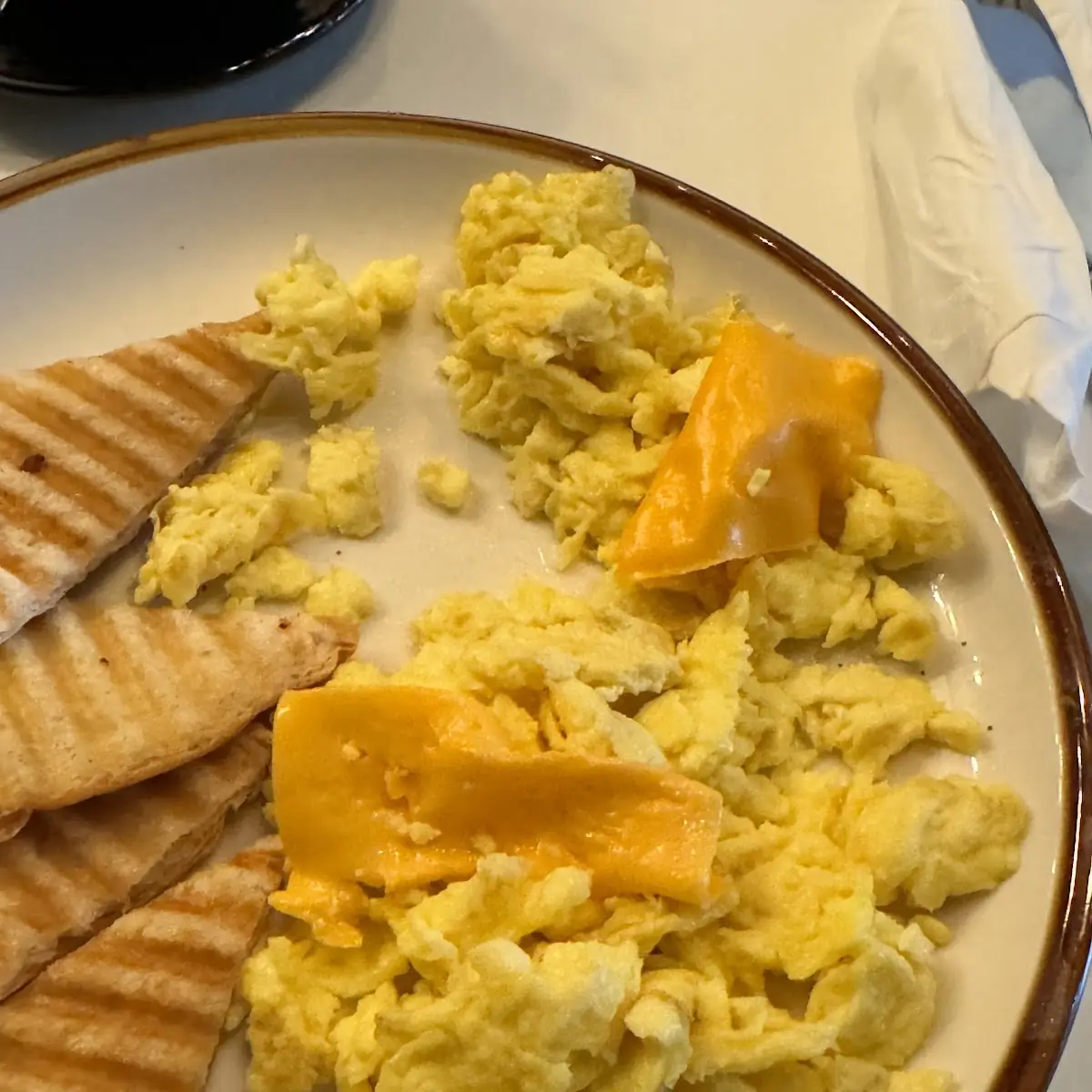 Huevos Revueltos Scrambled Eggs