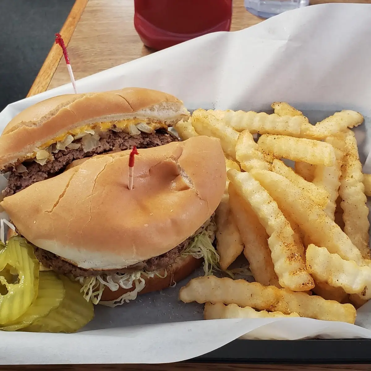 Cheeseburger and Bacon Burger