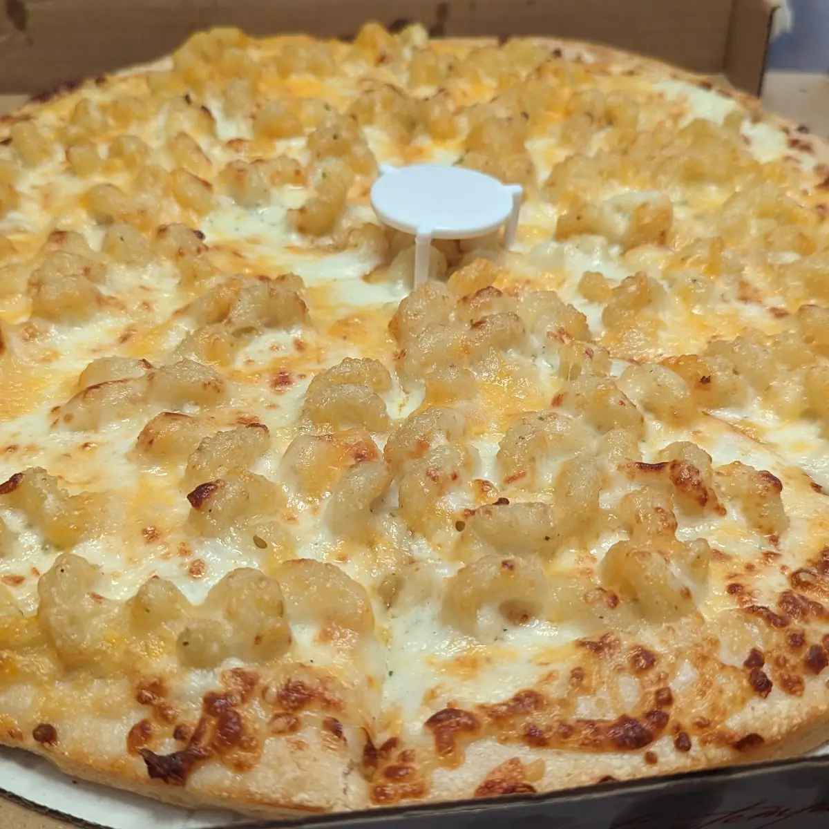 Mac and Cheese Pizza