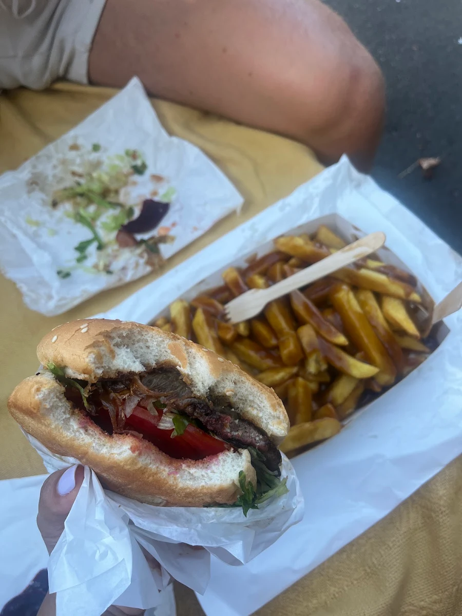 Highlights, Skippy Food Bar