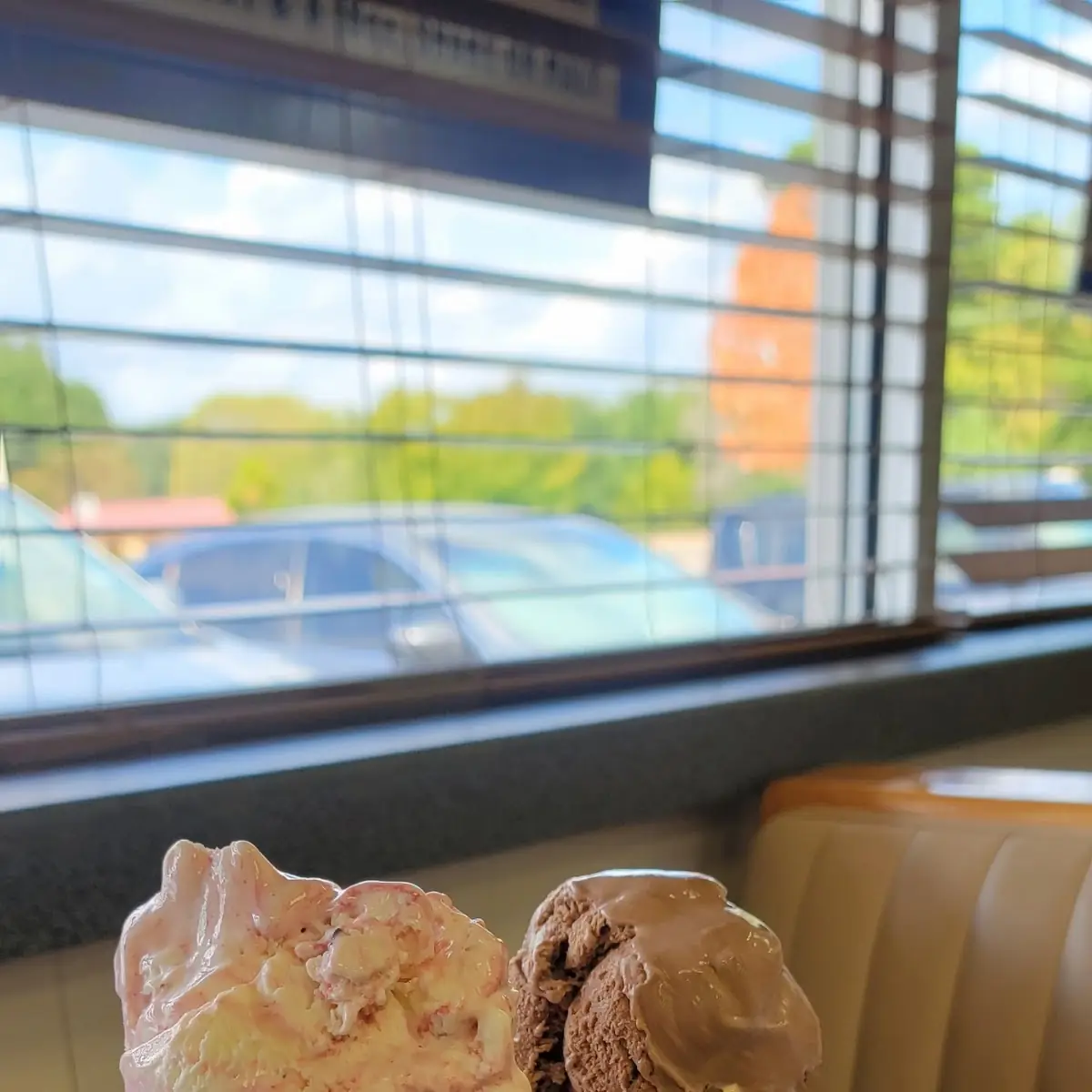 Hand-Dipped Sundae