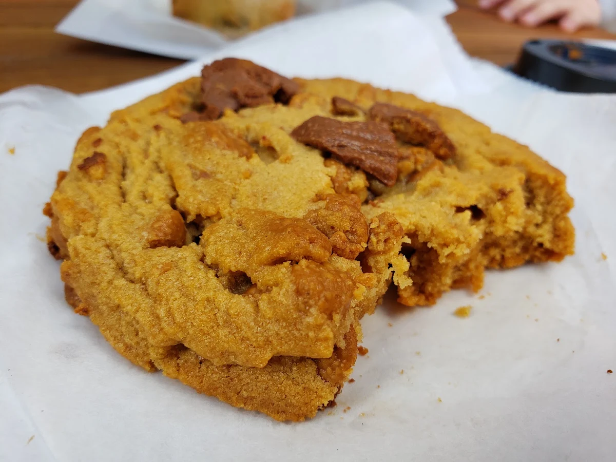 Chocolate Chip Cookie