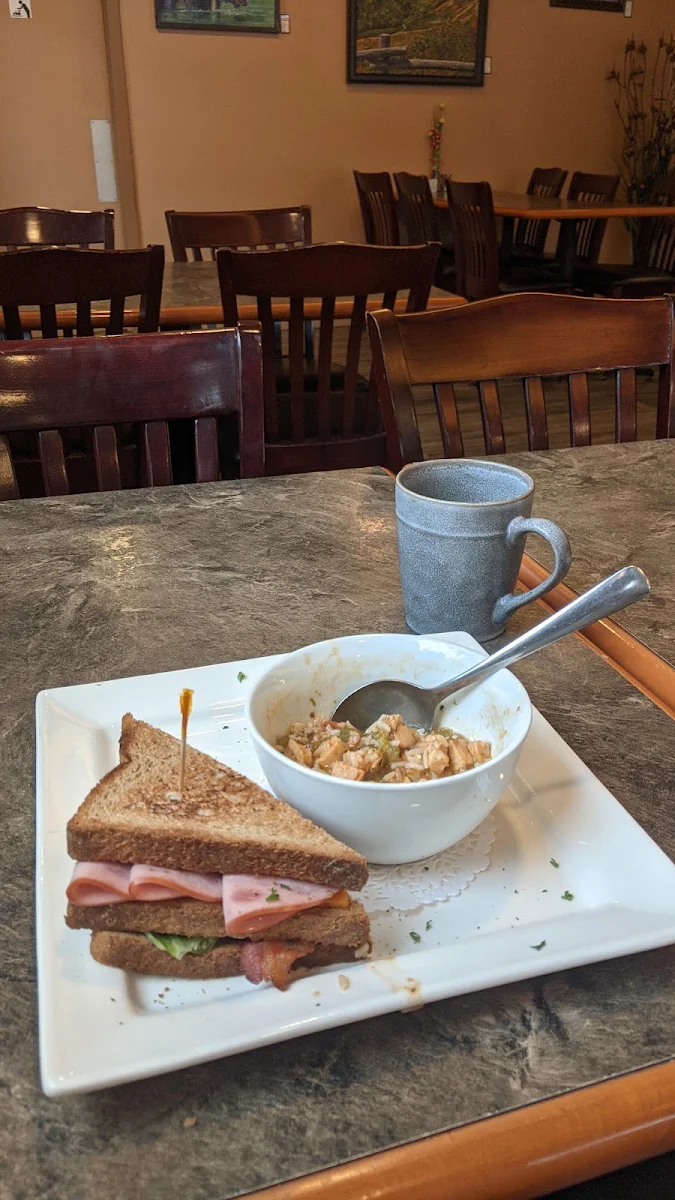 Clubhouse and Chicken Gumbo Soup