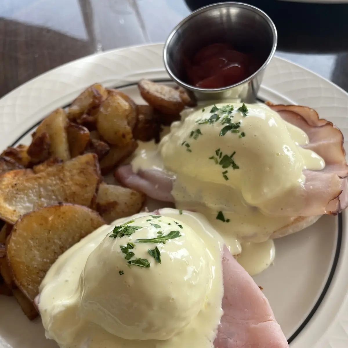 Eggs Benedict