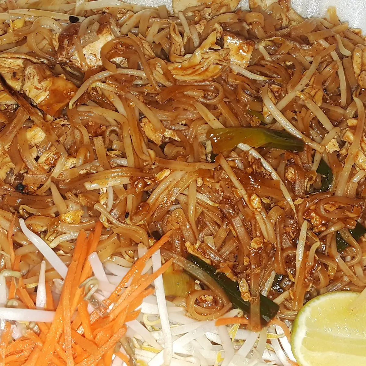 Chicken Pad Thai