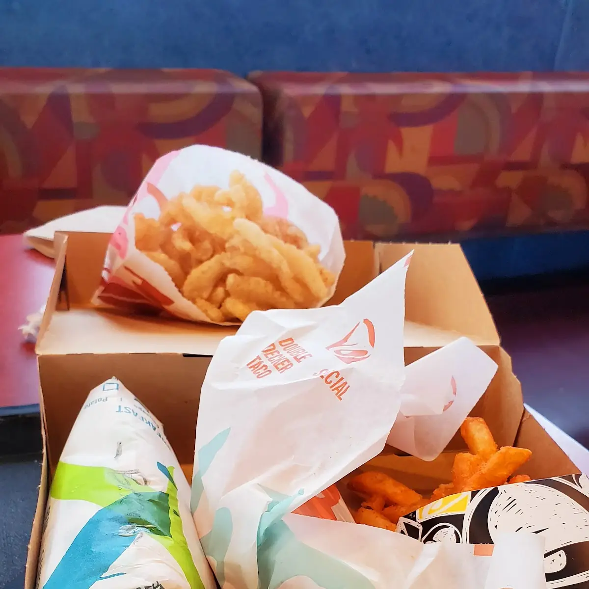 Nacho Fries Box with Cinnamon Twists